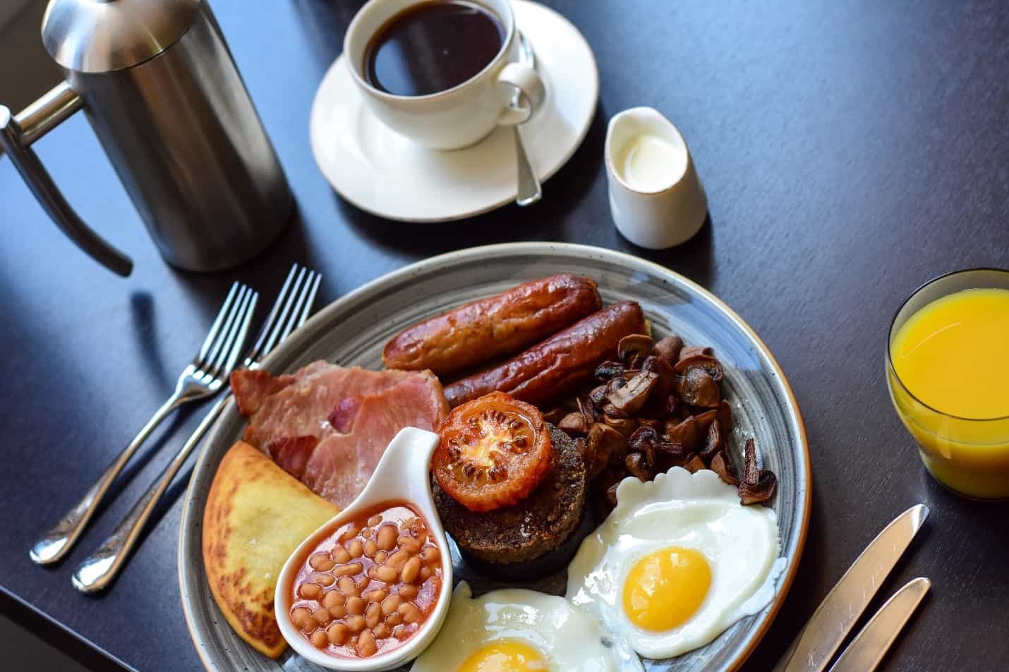 Full Scottish fry-up